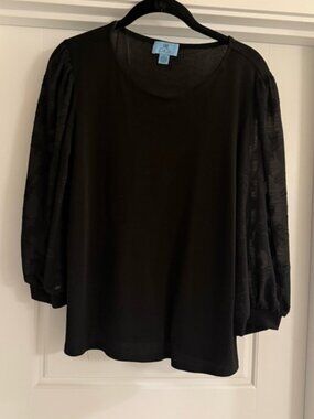 Women’s size small long sleeve Blouse. Cece